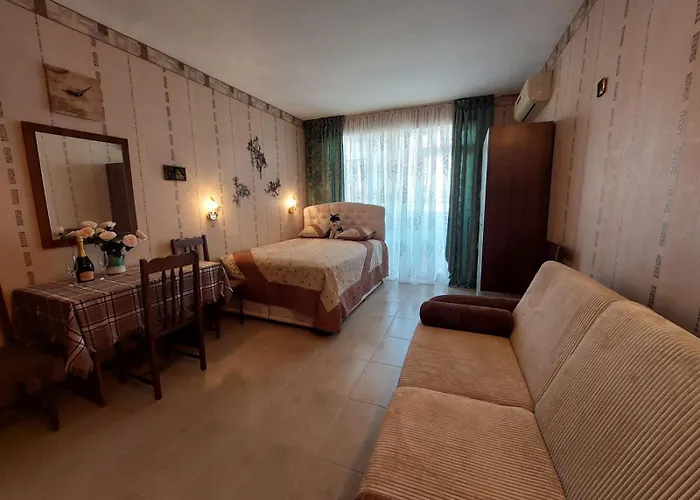 студия в центре солнечного берега Apartamento *